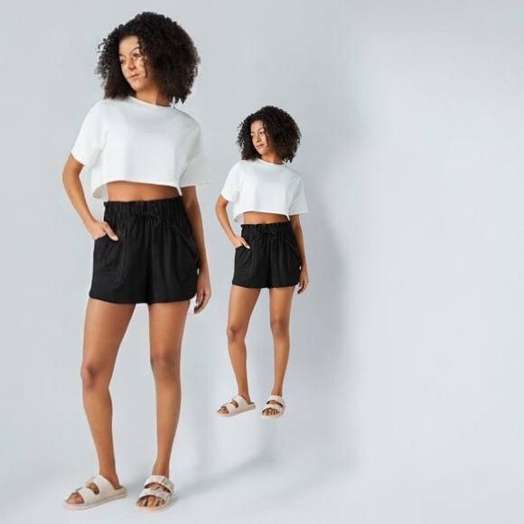 Paper Bag Waist Drawstring Multiple Pockets Curved Hem Casual Linen-Blend Short - Picture 2 of 16